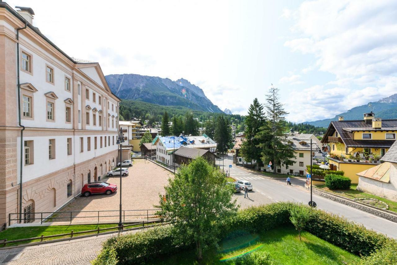 Casa Olimpia Apartment Cortina d'Ampezzo Luaran gambar